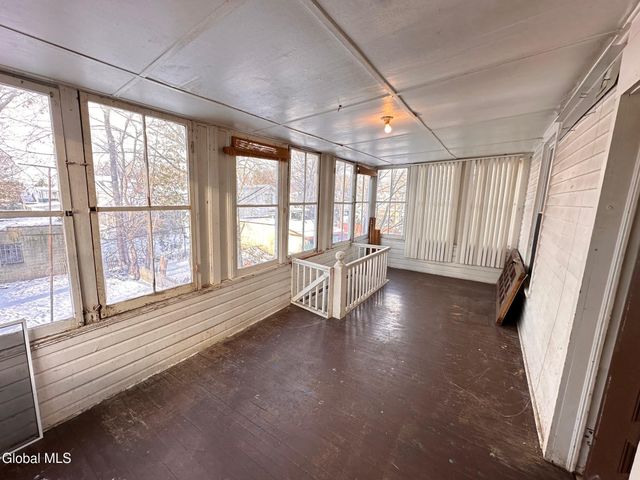 283 Delaware Avenue 2, Albany, NY 12209