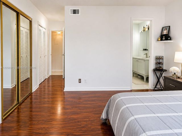 301 NE 14th Ave 507, Hallandale Beach, FL 33009