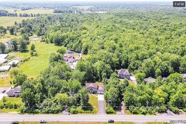 2694 Bedell Road, Grand Island, NY 14072