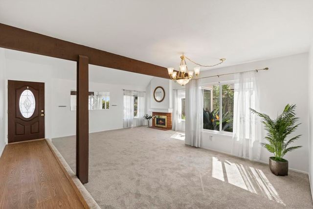 7986 Merrington Pl, San Diego, CA 92126