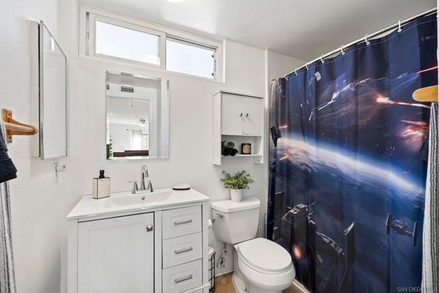 7986 Merrington Pl, San Diego, CA 92126