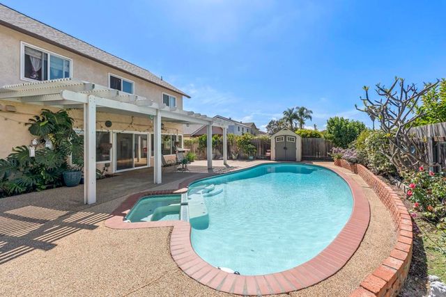 7986 Merrington Pl, San Diego, CA 92126