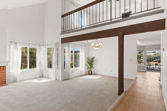 7986 Merrington Pl, San Diego, CA 92126