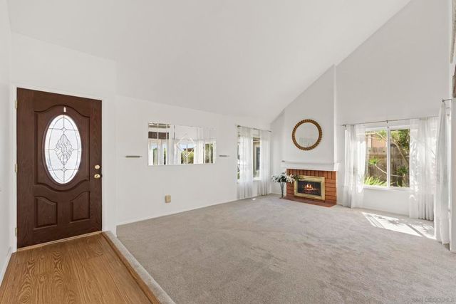 7986 Merrington Pl, San Diego, CA 92126