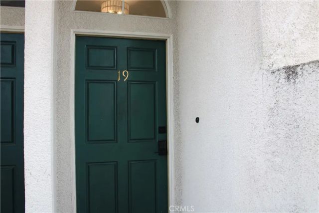 5145 Yarmouth 19, Encino, CA 91316