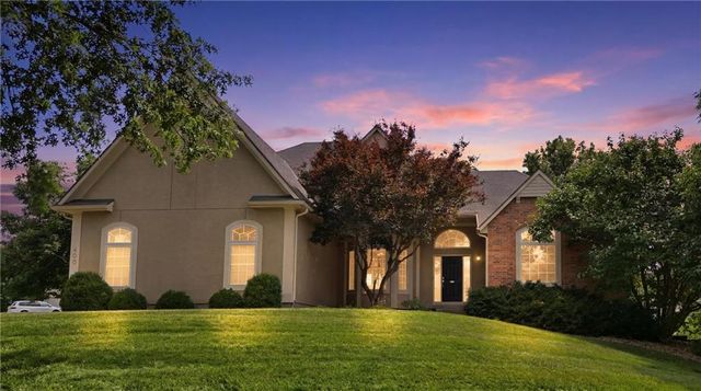 400 Bitter Creek Road, Lee's Summit, MO 64086