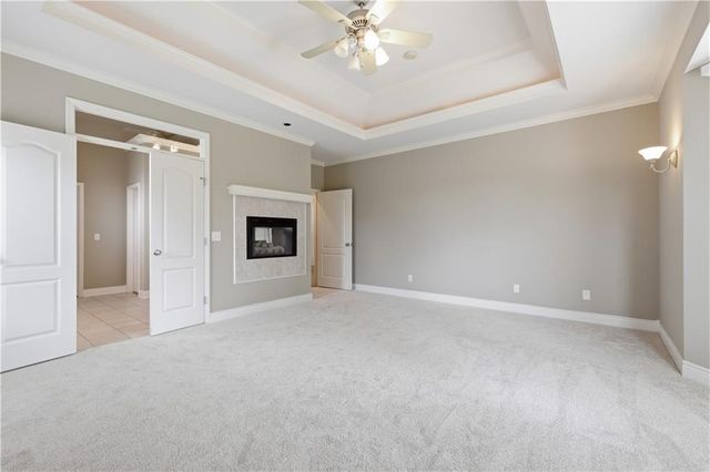 400 Bitter Creek Road, Lee's Summit, MO 64086