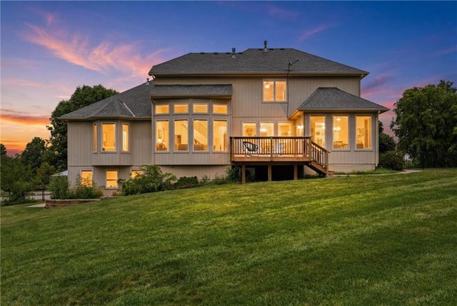 400 Bitter Creek Road, Lee's Summit, MO 64086