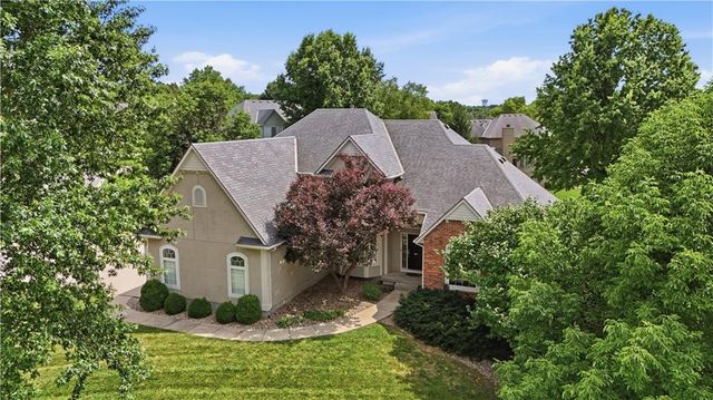 400 Bitter Creek Road, Lee's Summit, MO 64086