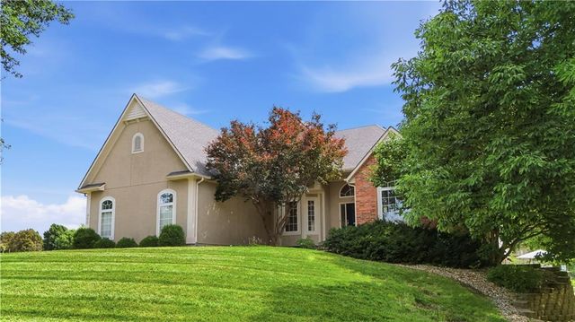 400 Bitter Creek Road, Lee's Summit, MO 64086
