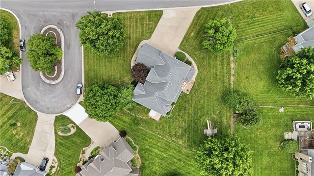 400 Bitter Creek Road, Lee's Summit, MO 64086