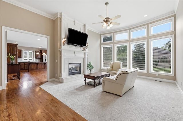 400 Bitter Creek Road, Lee's Summit, MO 64086