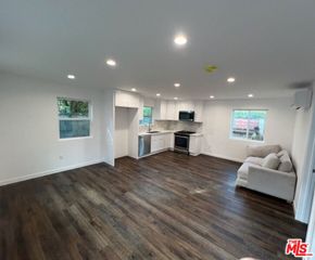 7729 Wynne Avenue, Reseda, CA 91335