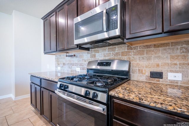 2510 Golden Rain, San Antonio, TX 78245