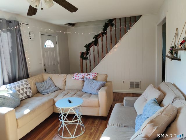 100 Loftus Circle, Bridgeport, CT 06606