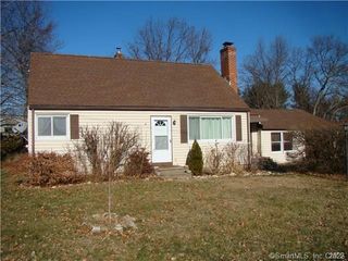 100 Loftus Circle, Bridgeport, CT 06606