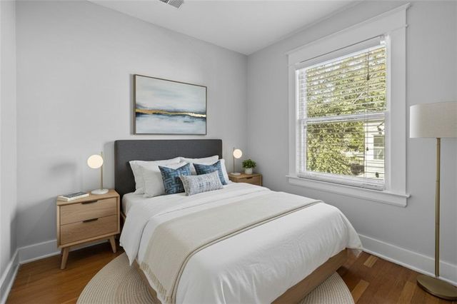 6038 Brookside Boulevard, Kansas City, MO 64113