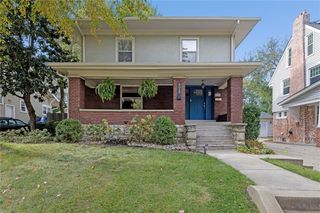 6038 Brookside Boulevard, Kansas City, MO 64113