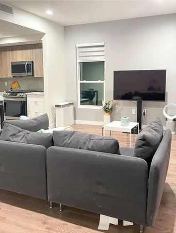 141 Hyde Park Ave 125b, Boston, MA 02130