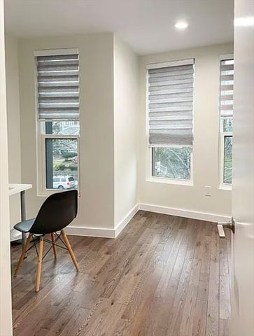 141 Hyde Park Ave 125b, Boston, MA 02130