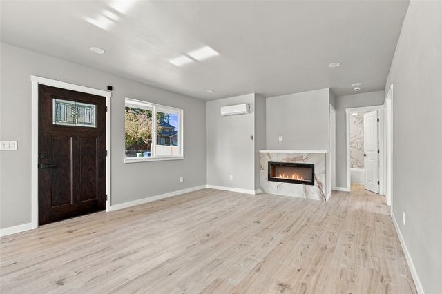 13036 56th Avenue S, Tukwila, WA 98178