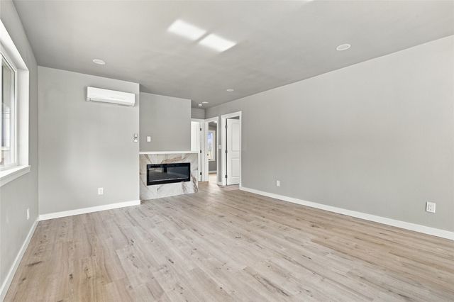 13036 56th Avenue S, Tukwila, WA 98178