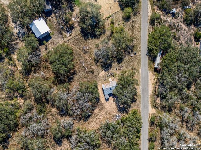 142 County Road 6719, Natalia, TX 78059