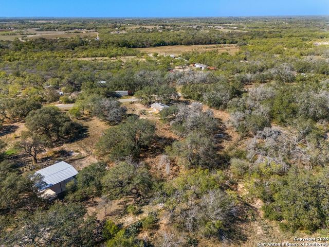 142 County Road 6719, Natalia, TX 78059