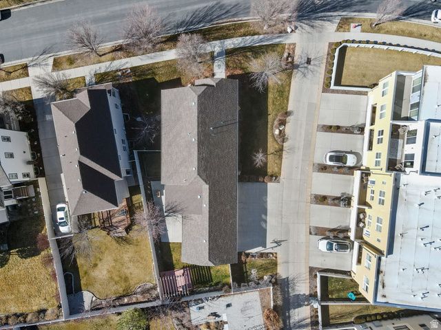 11381 S SKYLUX AVE, South Jordan, UT 84009