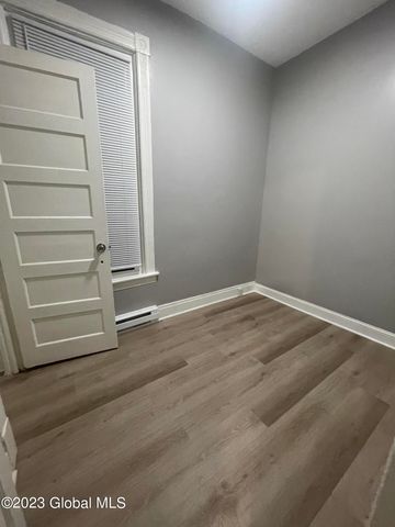 200 4th Street 1st FL, Troy, NY 12180