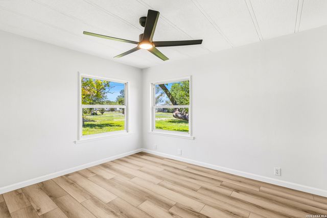 6207 PIONEER RDG, San Antonio, TX 78245