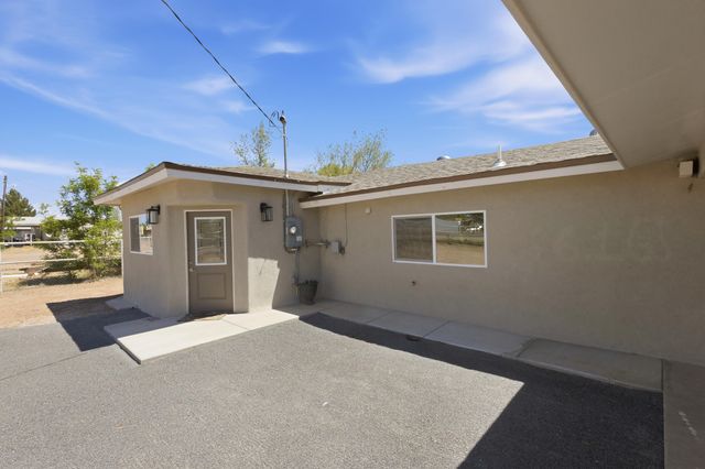 661 Jarales Road A, Belen, NM 87002