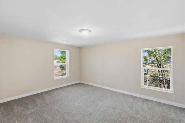 661 Jarales Road A, Belen, NM 87002
