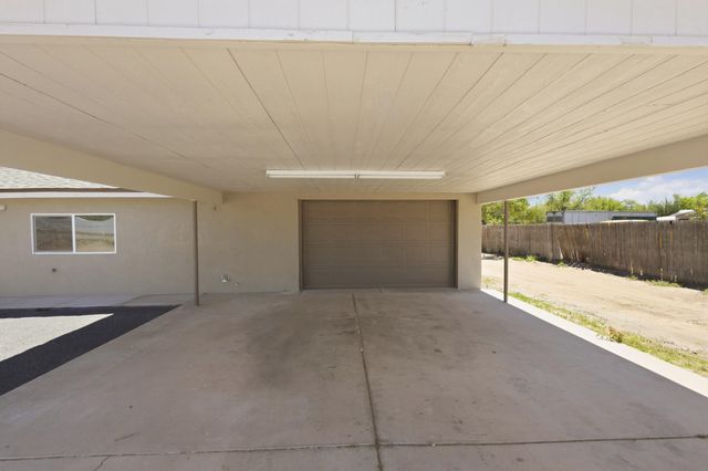 661 Jarales Road A, Belen, NM 87002