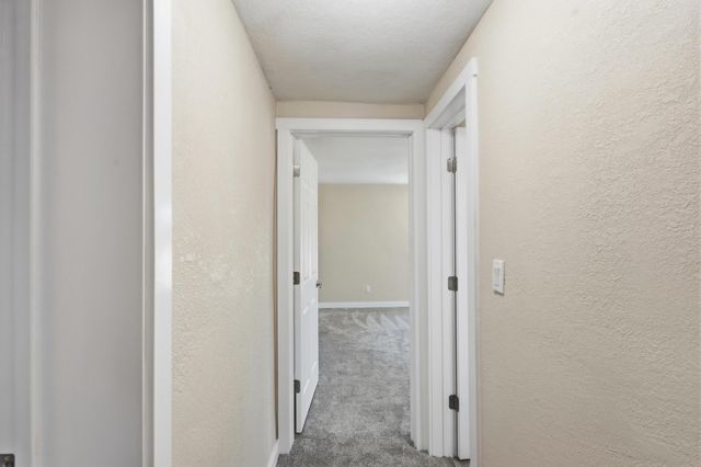 661 Jarales Road A, Belen, NM 87002