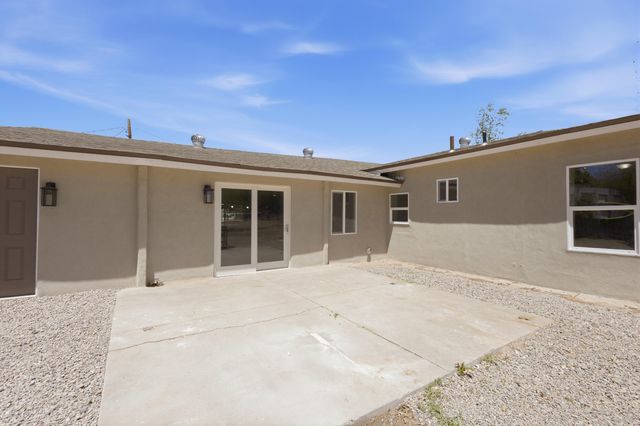 661 Jarales Road A, Belen, NM 87002