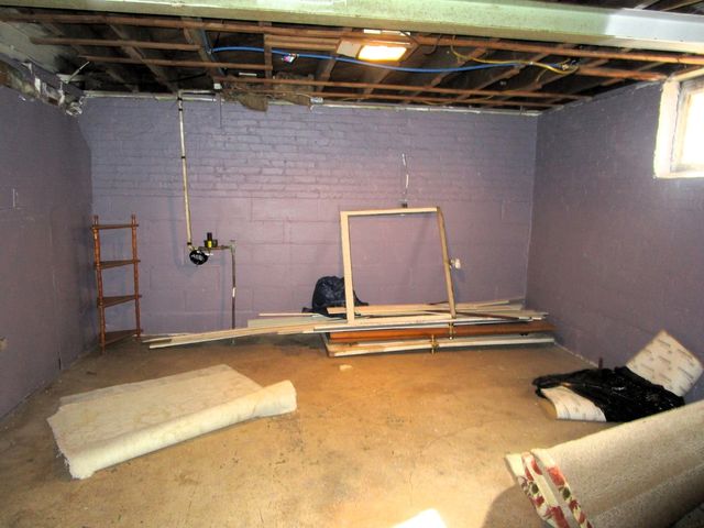 105 6th Avenue, Sterling, IL 61081