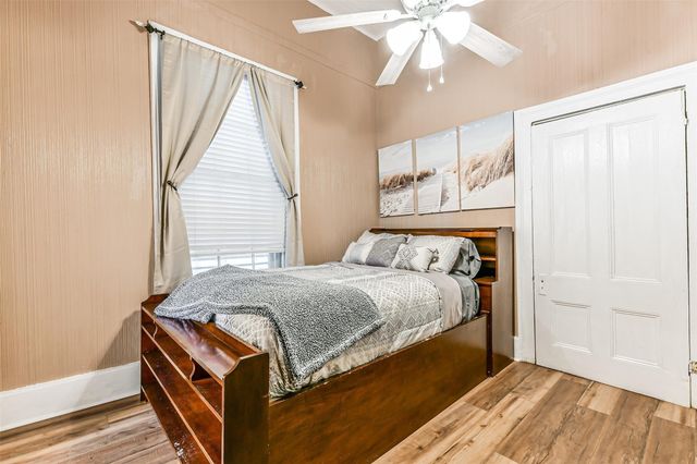 1421 Winnie Street, Galveston, TX 77550