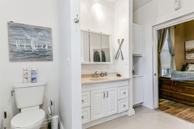 1421 Winnie Street, Galveston, TX 77550