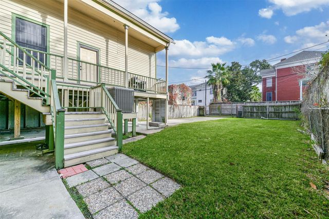 1421 Winnie Street, Galveston, TX 77550