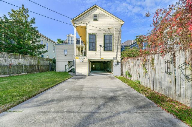 1421 Winnie Street, Galveston, TX 77550