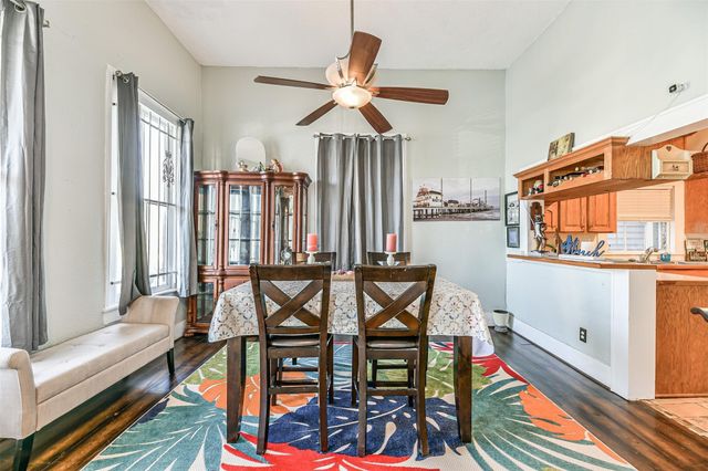 1421 Winnie Street, Galveston, TX 77550