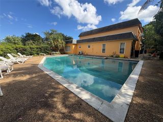 1091 NW 78th Ter, Plantation, FL 33322