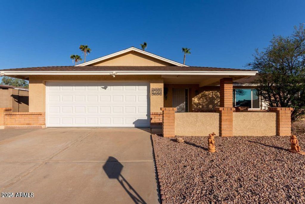 2705 W Summit Place, Chandler, AZ 85224