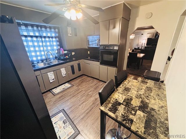 1148 Niagara Avenue, Niagara Falls, NY 14305