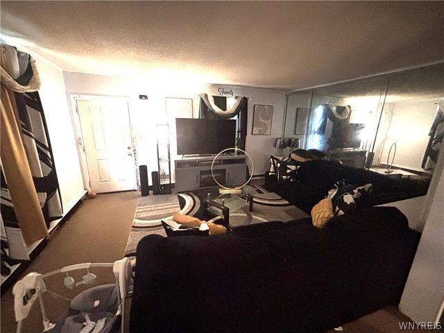 1148 Niagara Avenue, Niagara Falls, NY 14305