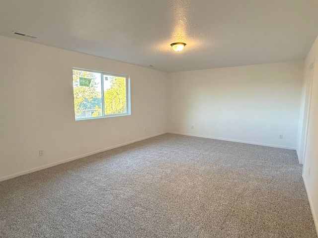 9515 E Michielli Ln, Spokane Valley, WA 99206