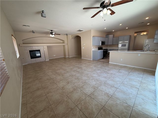 4429 ROCKAWAY BEACH Street -, Las Vegas, NV 89129