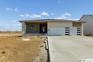 11103 N 173 Street, Bennington, NE 68007