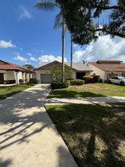 4928 Boxwood Cir, Boynton Beach, FL 33436